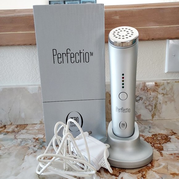 海外セレブ御用達 高級美顔器 perfect ZERO GRAVITY 海外セレブ御用達 高級美顔器 perfect ZERO GRAVITY